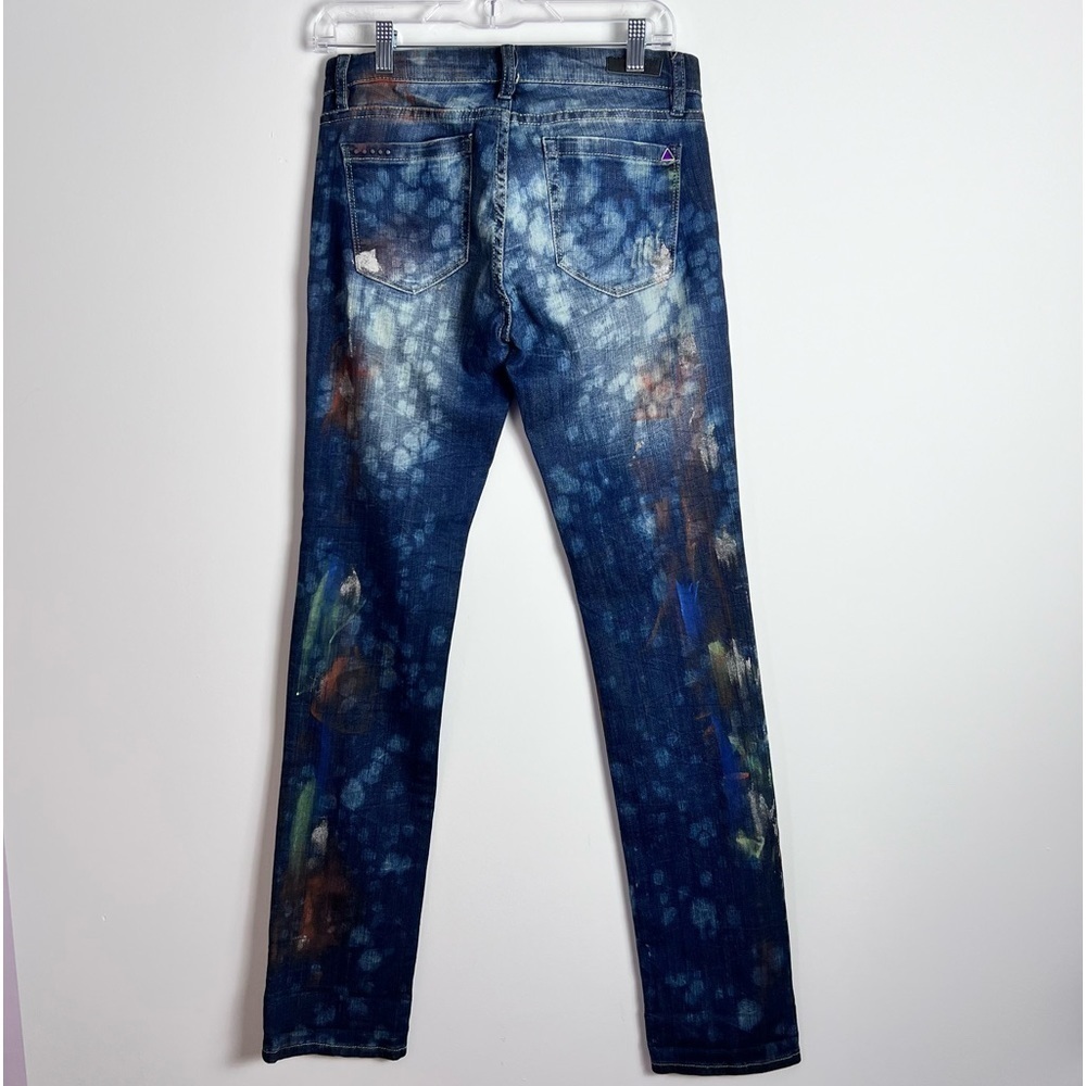 BlankNYC Hand Painted 'Crazy Legs' Splatter Design Slim Straight Leg Jeans - Picture 10 of 16